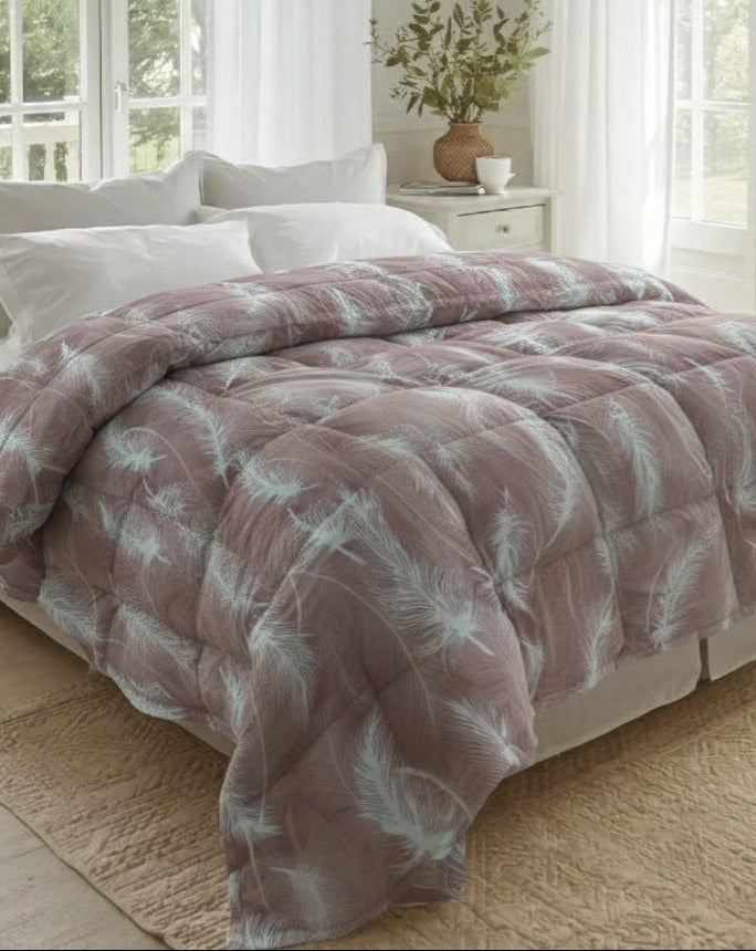 Trapunta Larissa Matrimoniale in Cotone Stampa Piume 270x270 cm