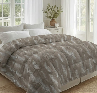 Trapunta Larissa Matrimoniale in Cotone Stampa Piume 270x270 cm